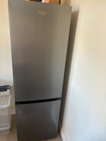 Belong fridge freezer 70/30