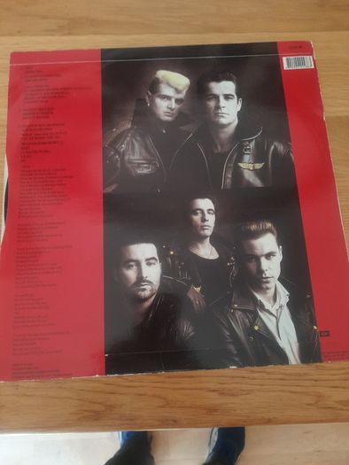 Aslan - This is 12"  original 1988 pressing