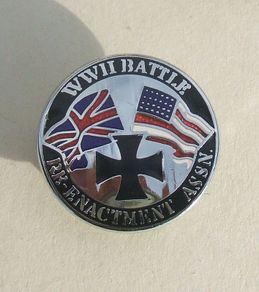 WW2 Battle Re-enactment Association - a finely made enamel badge (1960's / 1970's)