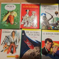 Set of Vintage French Childrens Texts