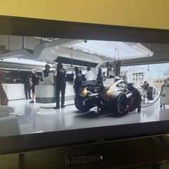 4K 55" Smart TV + TV Stand