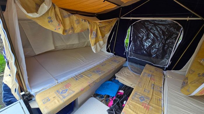 Triagano 315 GL Trailer tent