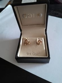 ladies 9ct gold earrings