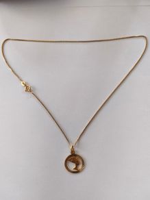 18 k / ct Gold Chain / Necklace with Pendant Queen Nefertiti
