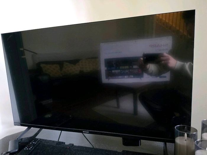 Sharp Smart 40" Tv