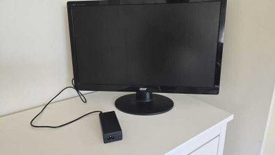Acer S220HQL Monitor