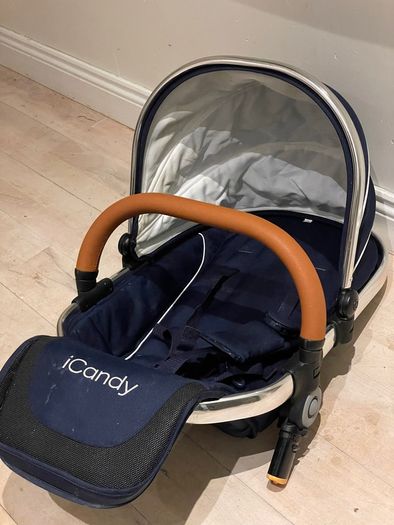 iCandy Peach newborn bassinet & toddler seat