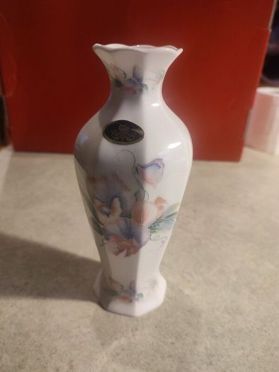 Aynsley fine bone china flower vase from England, vase for flowers, vases decor