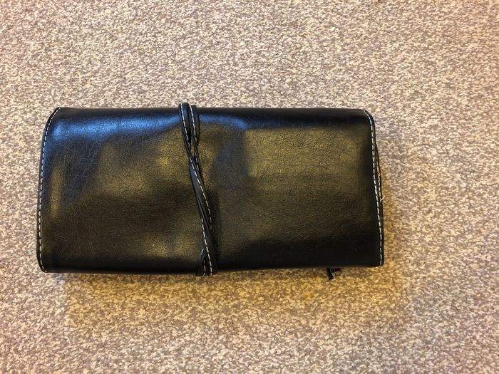 MAC brush pouch