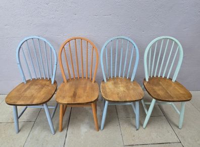 Set of 4 Solid Wood Chairs Colourful Farmhouse Style