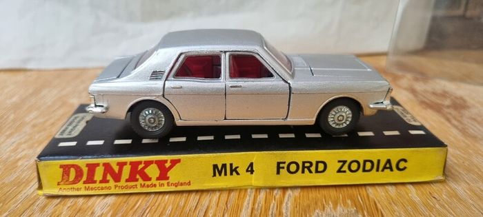 Dinky Diecast Ford Zodiac