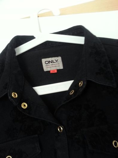 Black Pattern Shirt