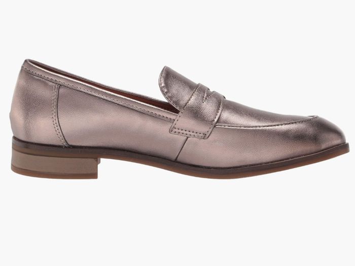 Ladies Clarks shoes Sz 6 brand new in box