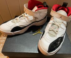 Nike Sky Jordan kids trainers runners size 2
