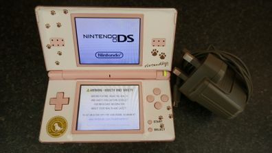Nintendo DS Consoles DS Lite (good condition)