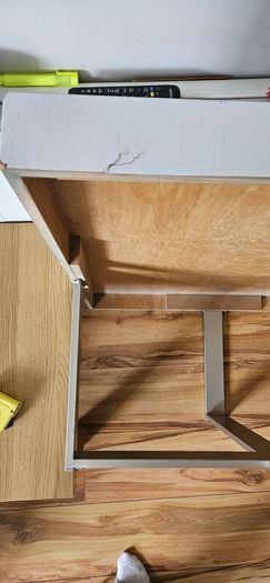 White Coffee table with steel legs
