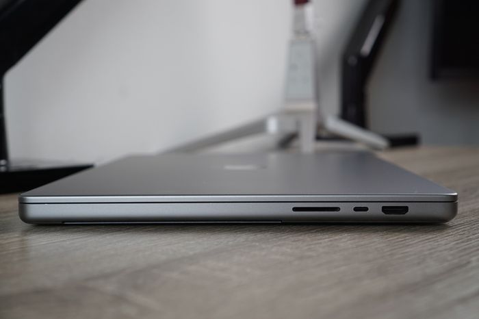 MacBook Pro 16" 2021 M1 Pro | 16GB | 512GB