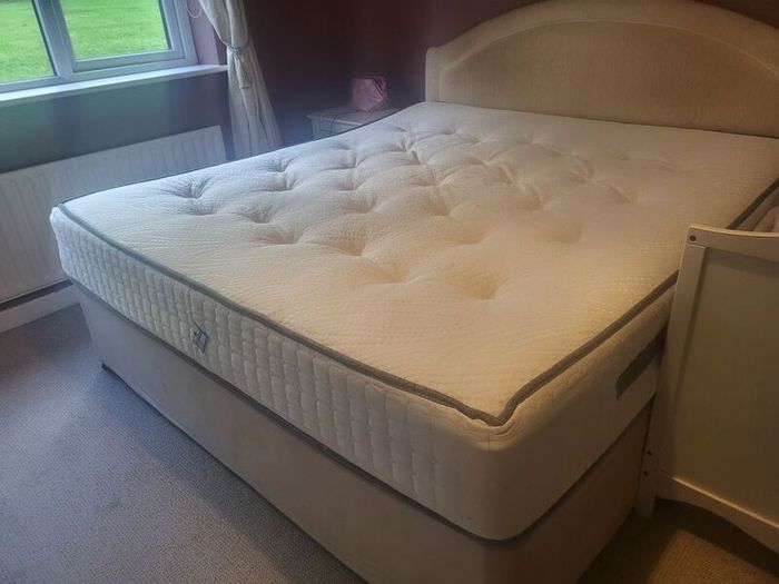 Superking bed