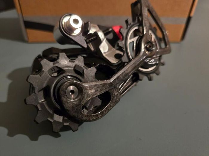 SRAM RED AXS rear derailleur