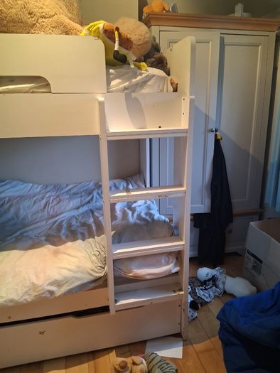 Bunk bed