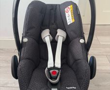 Maxi Cosi Pebble Plus I size carseat