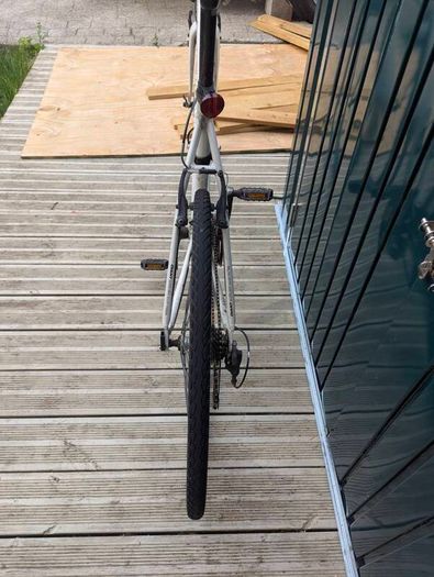 Giant Escape Mens Hybrid Bike (L)