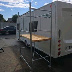 Scaffold tower. 4ft x 2ft6 platform with 4ft platf