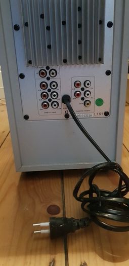 5.1 home cinema Amp & 5 Speakers