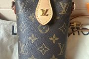 Genuine Louis Vuitton 'Fold Me Pouch'
