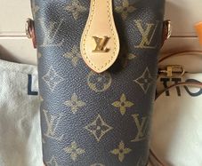 Genuine Louis Vuitton 'Fold Me Pouch'