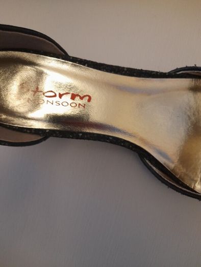 girls monsoon shoes