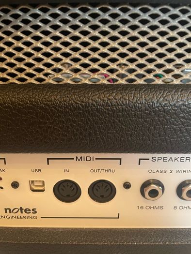 Laney LA Studio.