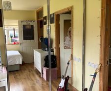 sliding mirror wardrobe