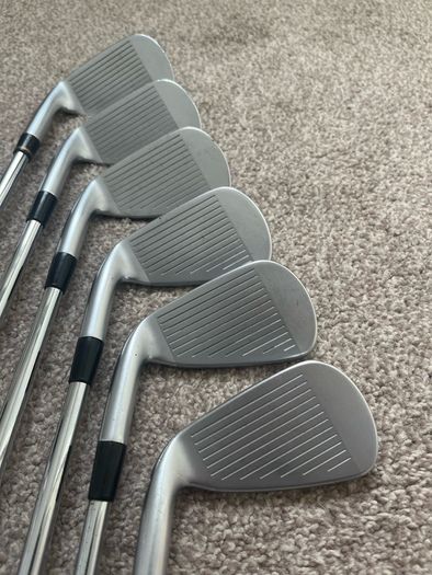 Mizuno JPX 900 Hot Metal Irons