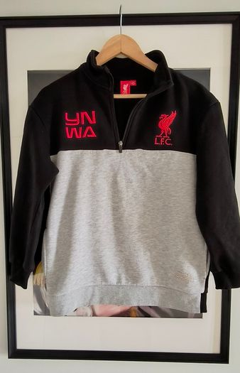 Liverpool sweatshirt age 12. Pockets