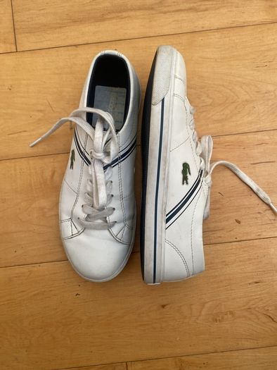 Lacoste kids white sneakers  UK 3 35.5