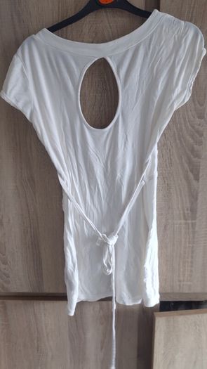 Long white top bay