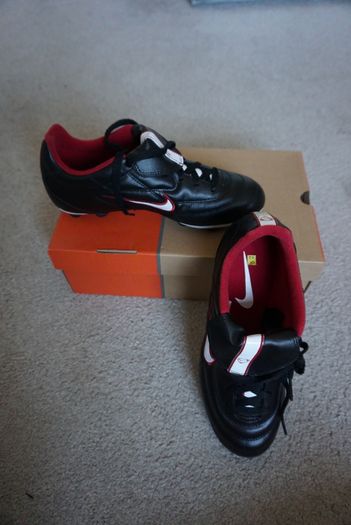 Football Boots Nike Tiempo 750 VT Black/Red (2005) Size 7.5UK FG