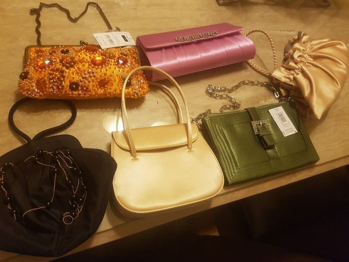 8 x Ladies Bags 7 of them New