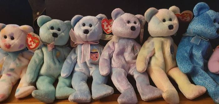 Collection of Pastel Coloured Beanie Bears