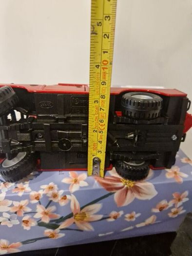 Bburago Landrover series II lwb model