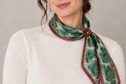 Green leopard print neck scarf with ring