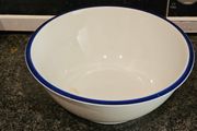 Ceramic bowl