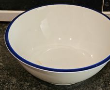 Ceramic bowl