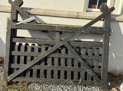 wooden gates