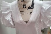 voluminous sleeve tshirt