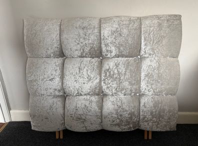 Single bed Velvet headboard