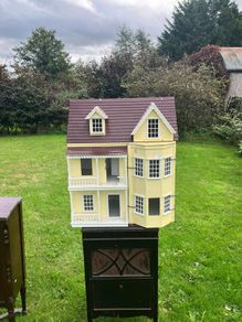 dolls house