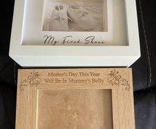 picture & shoe frame