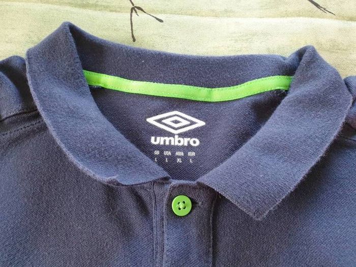 Ireland Football Polo Training Shirt 2015 to 2016 Large Adult Umbro